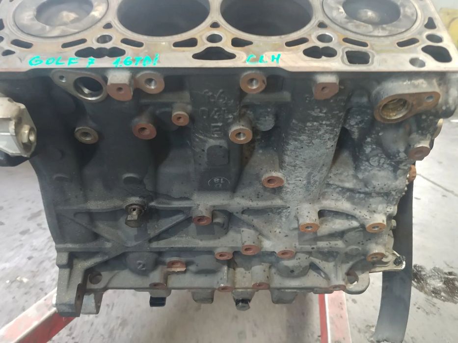bloc motor 1.6 tdi clh seat leon  audi a3 8v skoda octavia 3 vw golf 7