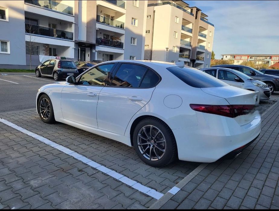 Alfa Romeo Giulia 2017 diesel, 16.644 € — imagine 5