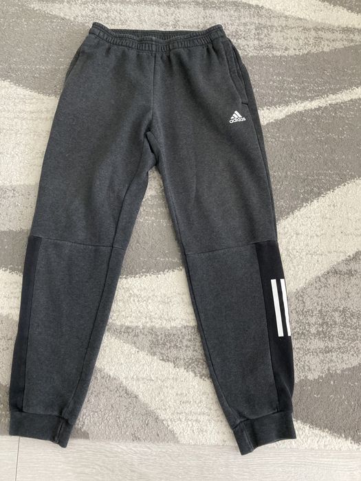 Мъжка долница Adidas размер S