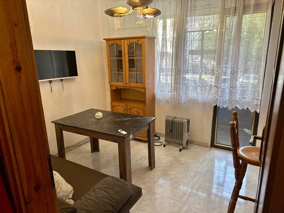 Дава се под наем Двустаен апартамент в Стара Загора, Център - 65 кв.м за 242.25 € - Снимка #4