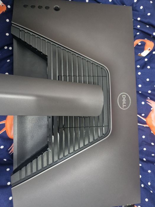 Vand monitor Dell  Gaming (defect)