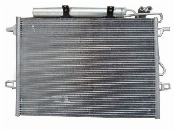 Радиатор кондиционера  Mercedes-benz E 200