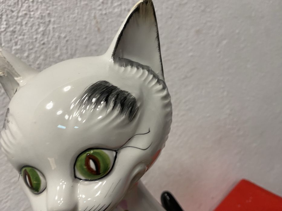 Италианска порцеланова котка с цветя  60 см