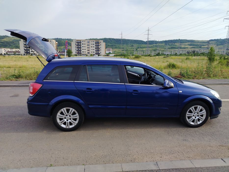 OPEL Astra 2010 — imagine 3