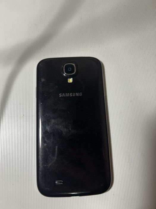 Samsung galaxy S8 и Samsung galaxy S4