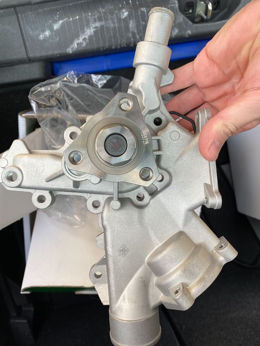 Водна помпа Опел Корса Д 2007г. 1,2i