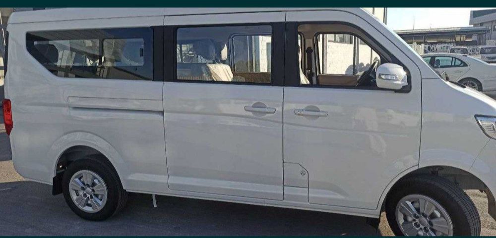 Продаётся микроавтобус Changan S64