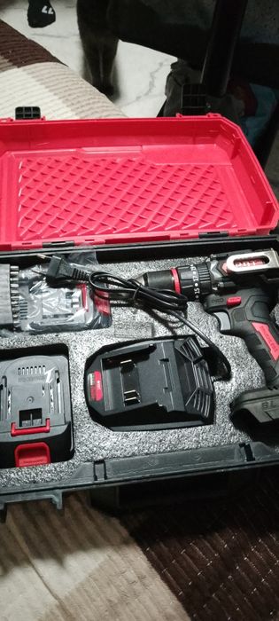 Продам шуруповёрт новый