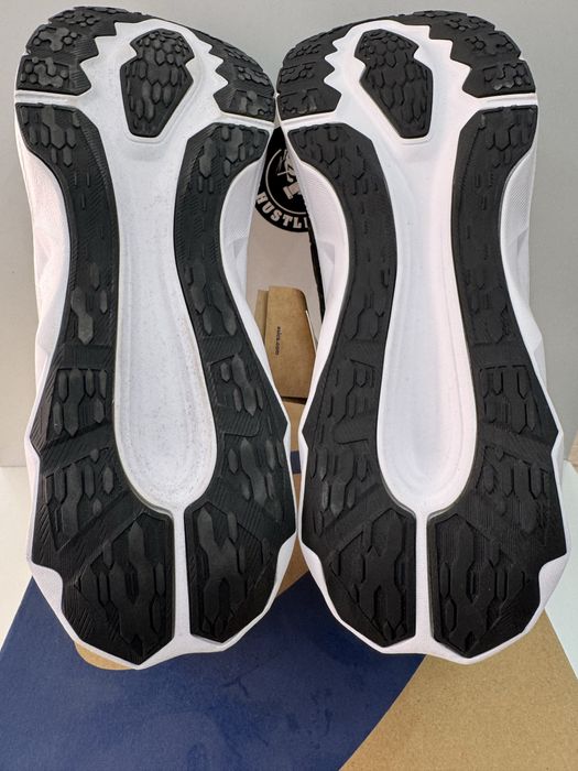 Asics NOVABLAST .Номер 49