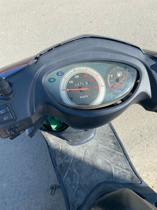 Мопед сатам м8 срочно