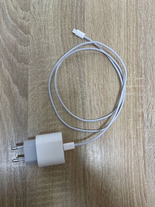 Зарядчик для телефона, оригинал