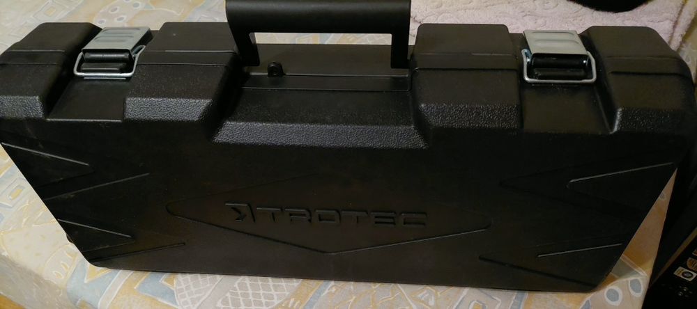 Саблен трион Trotec PRCS 10-850 (850W) с куфар/нов/