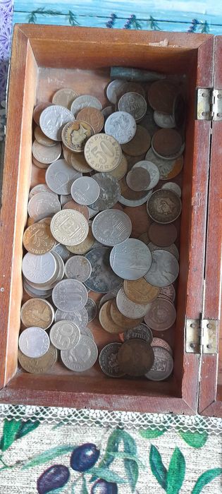 Bancnote si monede vechi