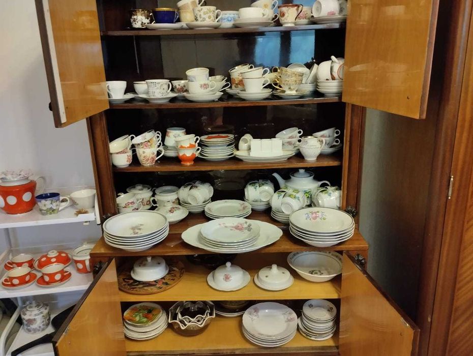 Посуда разная советского периода.