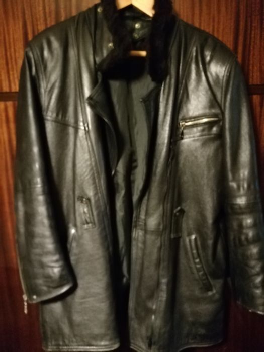 Дамско кожено яке