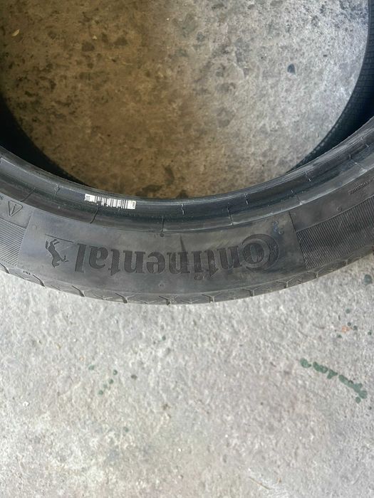 Летни гуми Continental 255/40 R20