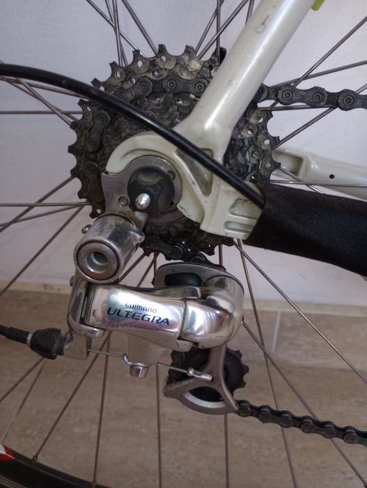 Vând cursiera Retro