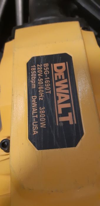 Къртач  DeWALT 5G-1690T.3800W.