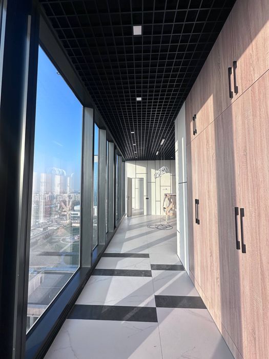 Аренда офис в ЖК Nest One понарамные окна 16-этаж 120м2