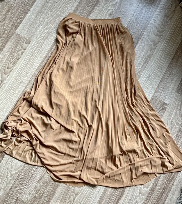 Нова бежова пола Sinsay - без етикет