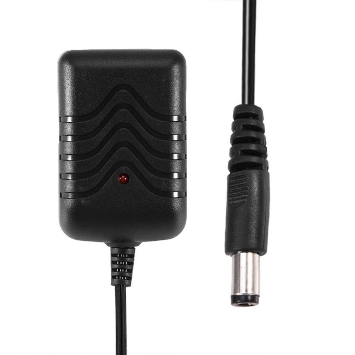 Зарядно устройство радиостанция Baofeng Pofung UV-5R 6R 9R 888S UV-82