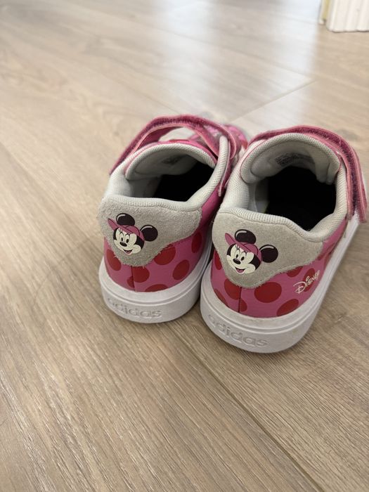 Adidas 31 размер кроссовки на девочку