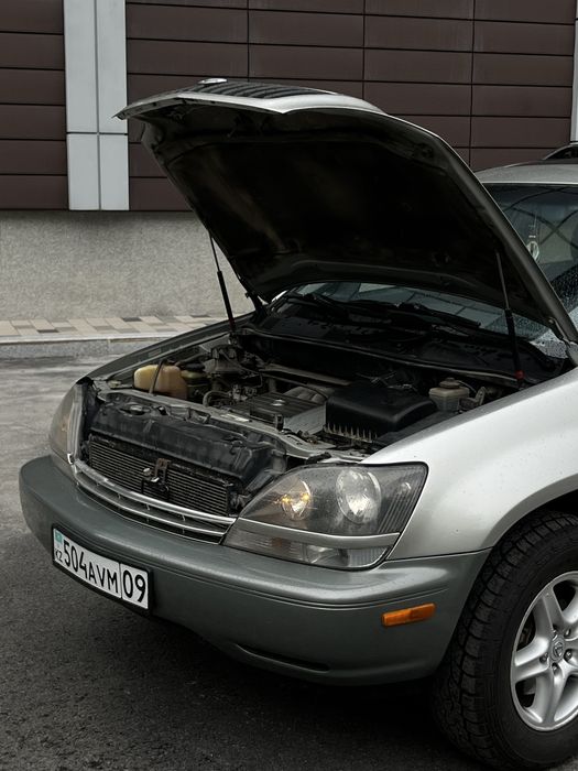 Lexus RX300 4WD 2000 год