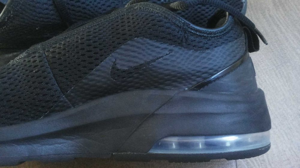 NIKE AIR MAX MOTION 2 Shoes размер EUR 43 мъжки маратонки 407-14-S