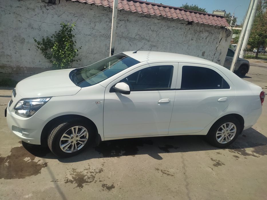 Chevrolet Cobalt 2024 — 4