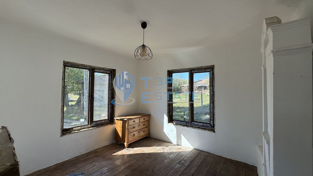 Продава се Къща в Елена - 88 кв.м за 643 €/кв.м - Снимка #7