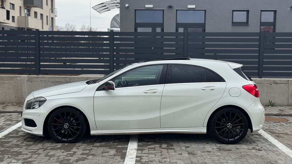 Mercedes-Benz A 200 Pachet AMG| Automat | Panoramic