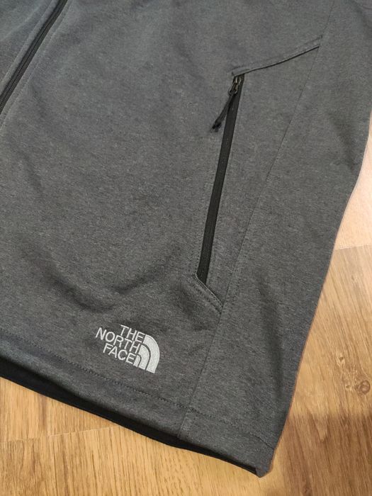 Vestă The North Face softshell mărimea XXL