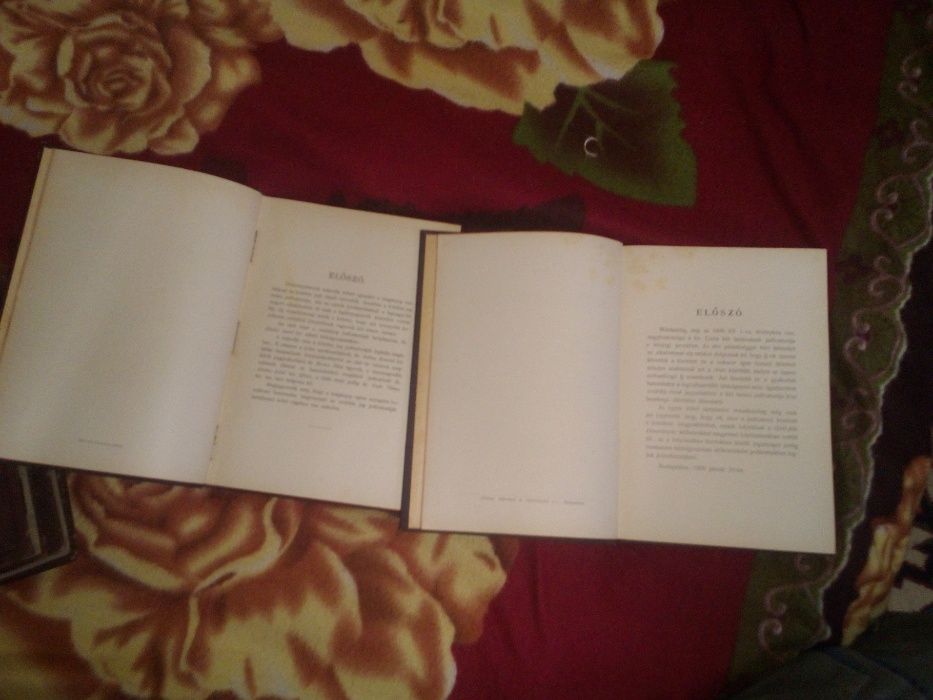 Carti vechi in stare buna