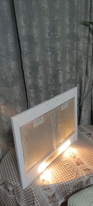 Продам вытяжку Jetair