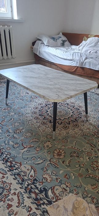 Стол. Жер стол. Стол