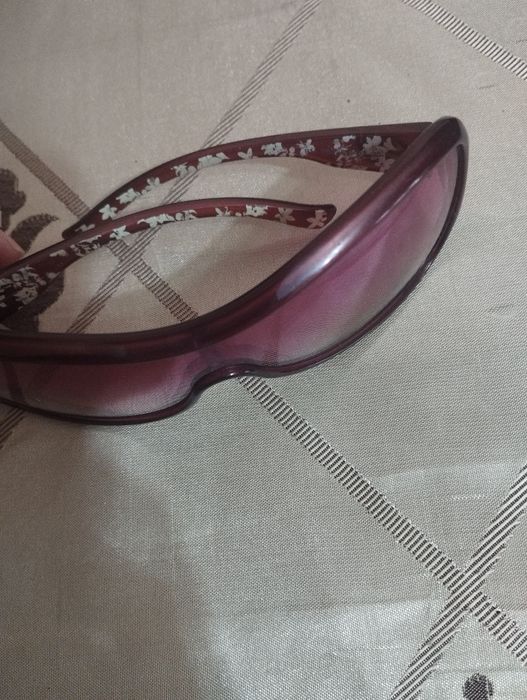 Очки солнцезащитные