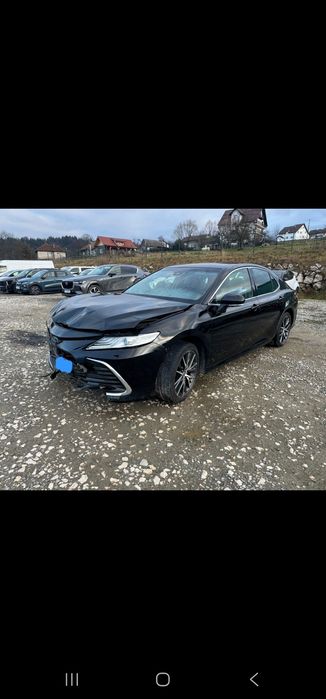 Toyota camry Executive 80000 km 2022 avariat.