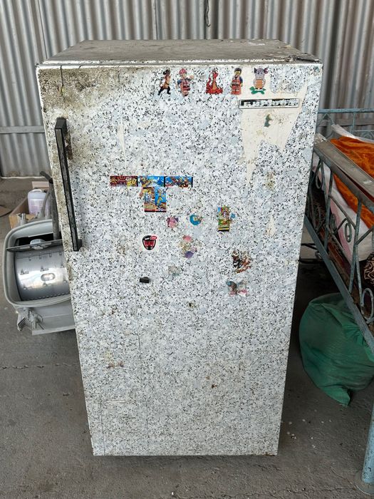 Холодильник советский