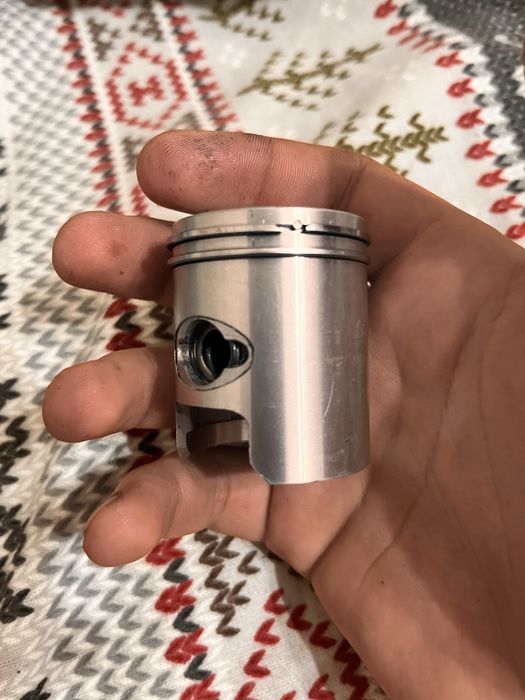 Продам поршень на Honda dio34 50см3