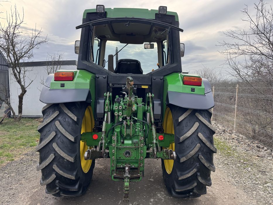 Tractor John Deere 6210