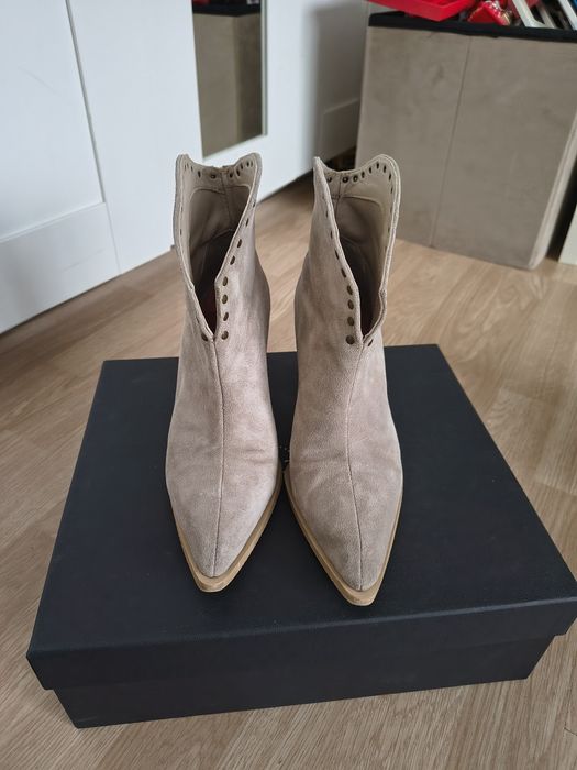 Ghete piele naturala cumpărate de pe cei mai frumoși pantofi.ro