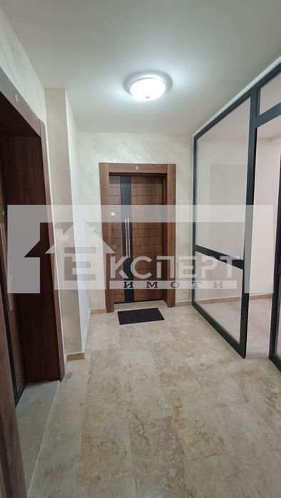 Продава се Многостаен апартамент в Пловдив, Каменица 2 - 131 кв.м за 2214 €/кв.м - Снимка #8