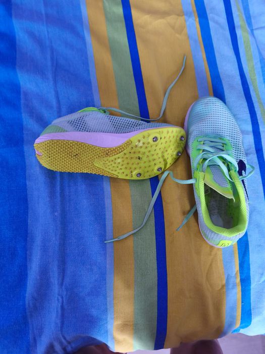 Детски шпайкове Декатлон