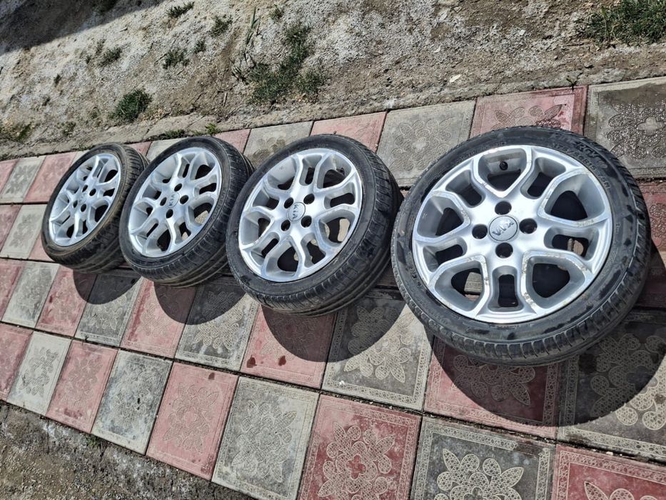 Продаю шины с дисками