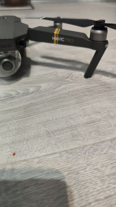 Продавам дрон dji Mavic Pro Model:M1P