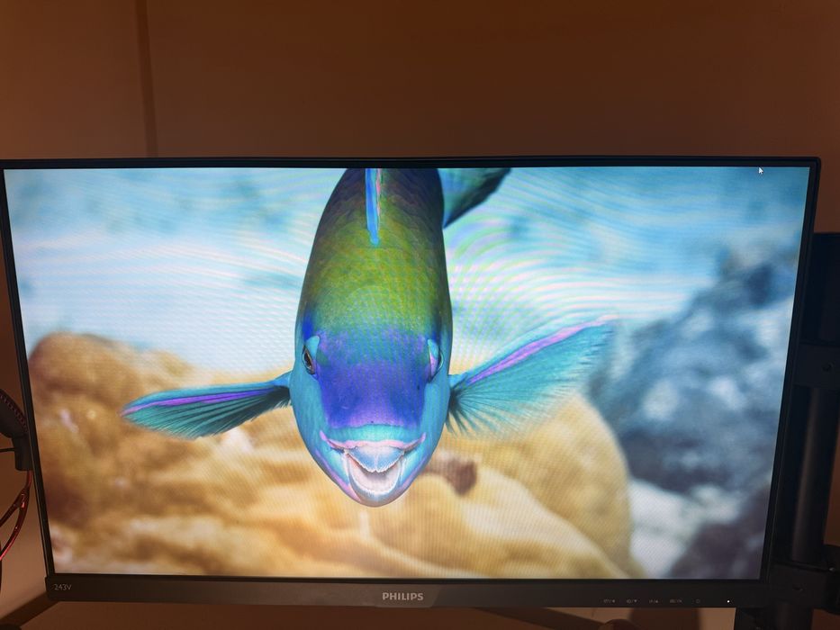 Monitor IPS full HD Philips 243V7QDSB 23.8” - Stare impecabilă