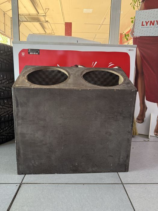 Короб сабвуфер под два 12 динамика