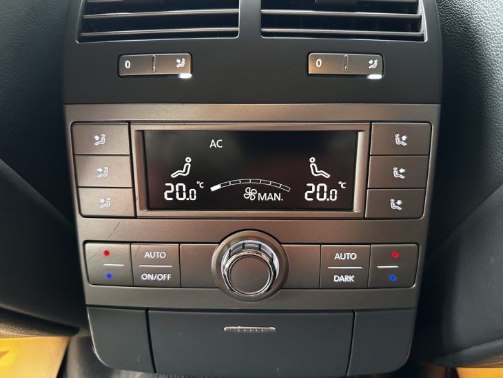 Vând VW Phaeton Facelift 2009 3.0TDI 4Motion