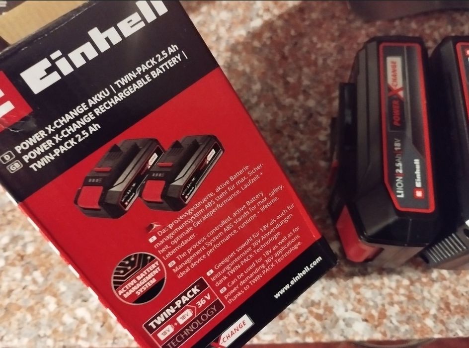 Vând set de 2 acumulatori Einhell Power X-Change (PXC), absolut noi, n