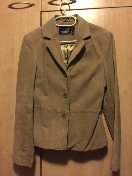 дамско яке- тип сако, естествен велур